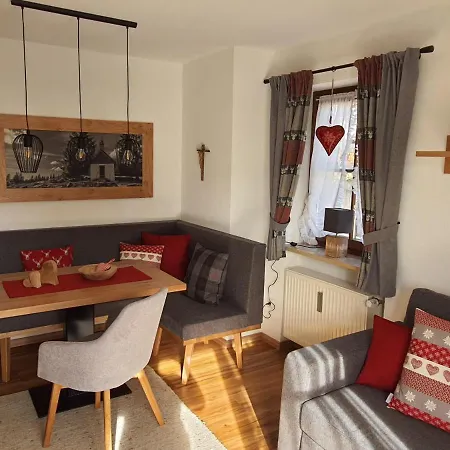 Appartamento Haus Kirchplatz Reit im Winkl Esterno foto