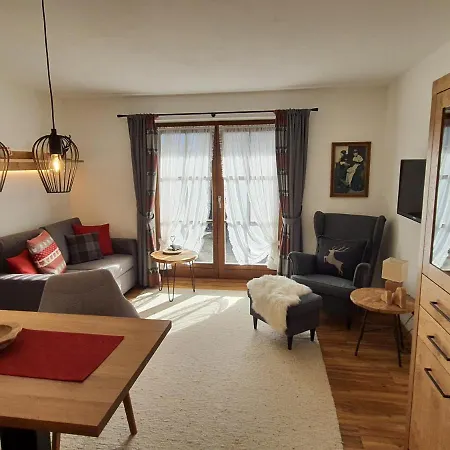 Appartamento Haus Kirchplatz Reit im Winkl Esterno foto