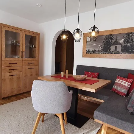 Appartamento Haus Kirchplatz Reit im Winkl Esterno foto