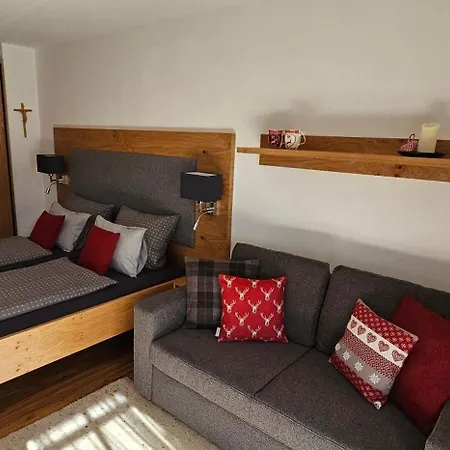 Appartamento Haus Kirchplatz Reit im Winkl Esterno foto