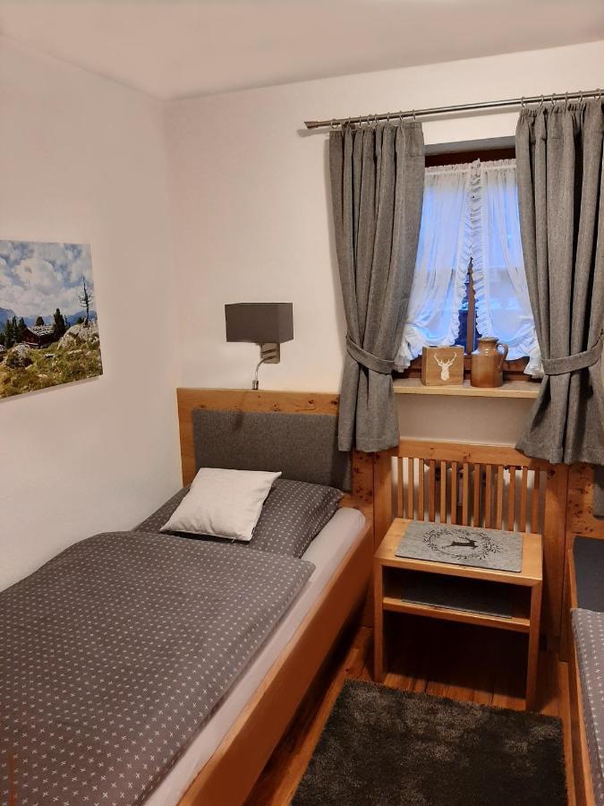 Haus Kirchplatz * Reit im Winkl